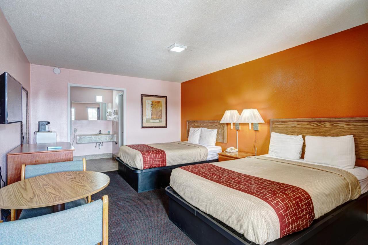 Regency Inn Fayetteville Exteriör bild
